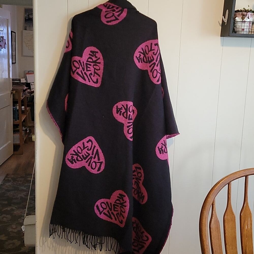 Victoria Secret  I LOVE PINK wrap 66" by 53"